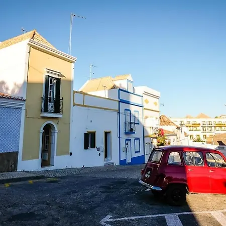 The Yellow House Tavira